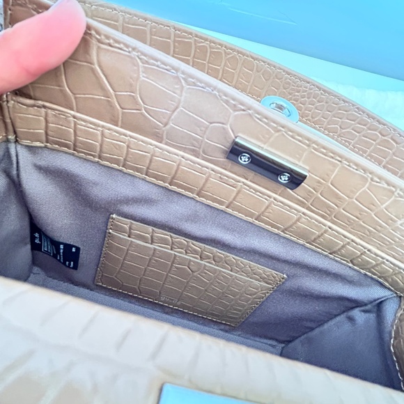 gu_de Mikly purse - Picture 5 of 7